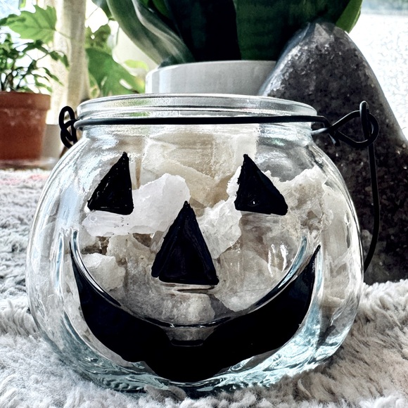 Other - Glass Jack-O’-Lantern Filled with Quartz & Rose Quartz Variety Chunks
